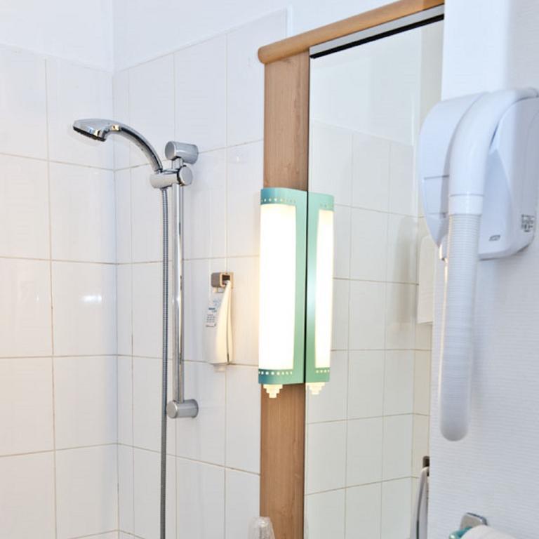 Egg Hotel Gonesse Quarto foto
